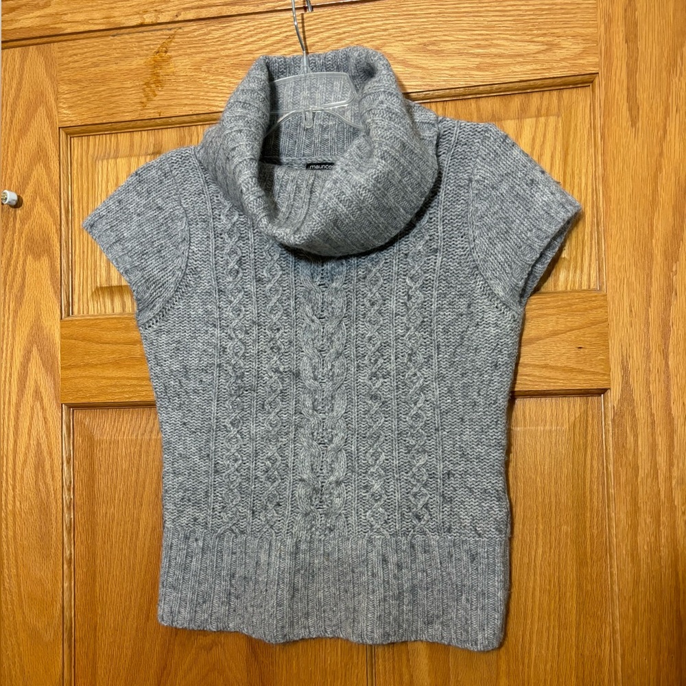 Maurices gray short sleeve turtleneck sweater